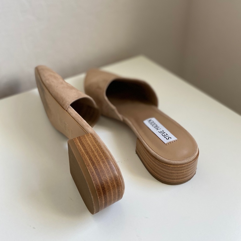 Steve Madden Mules in Beige Size 7.5